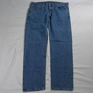 Levis 38 x 32 505 Straight Fit Light Stonewash‎ Denim Jeans